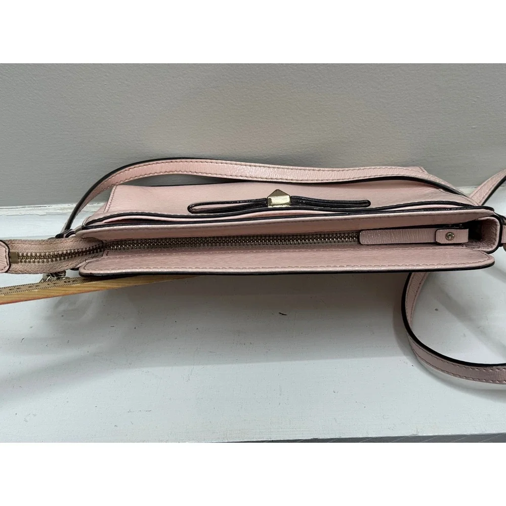 Kate Spade New York Beacon Court Angelica bow‎ crossbody bag Pink